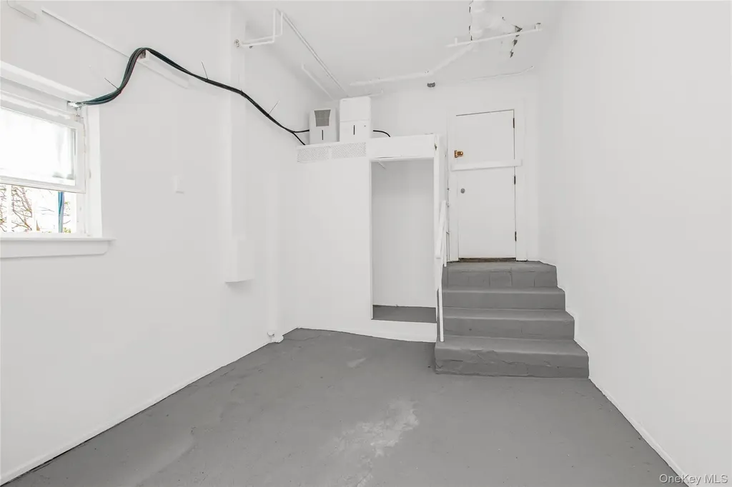 2768 Netherland Avenue Bronx NY 10463