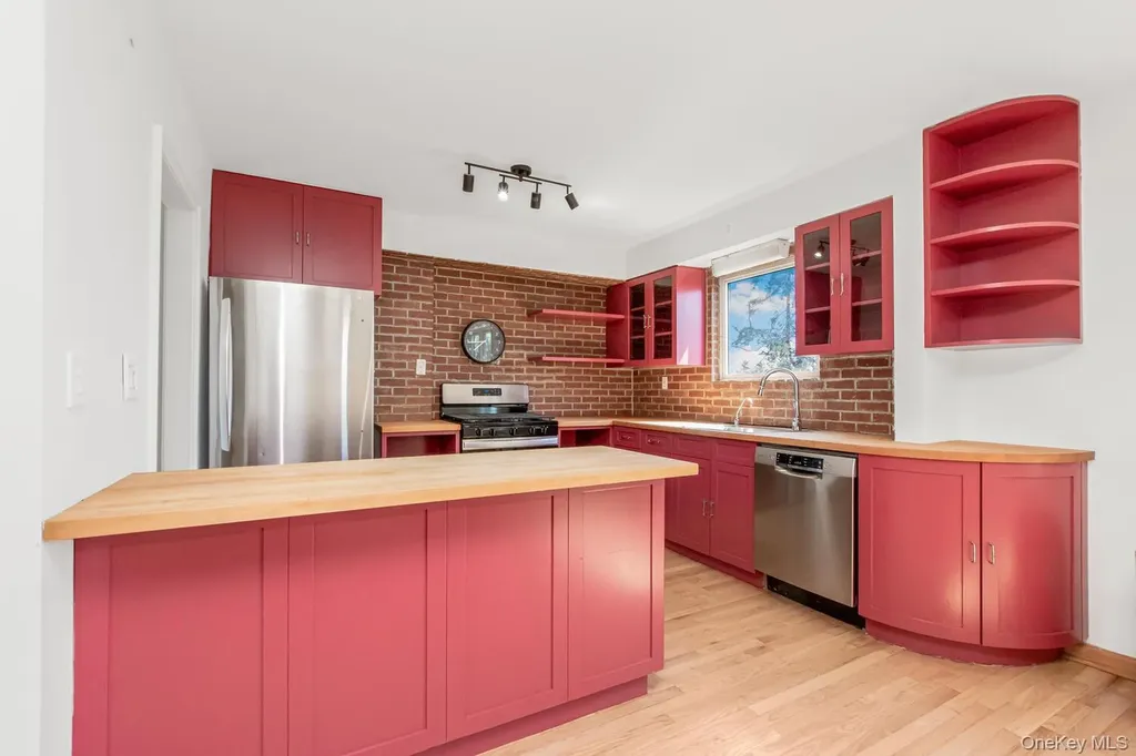 2768 Netherland Avenue Bronx NY 10463
