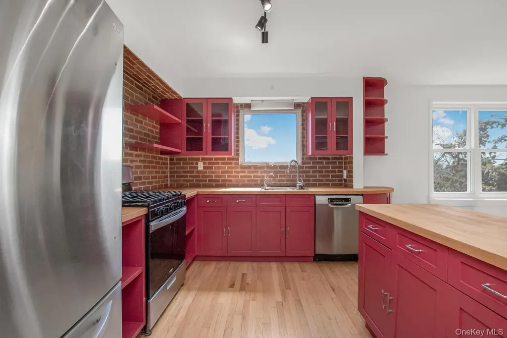 2768 Netherland Avenue Bronx NY 10463