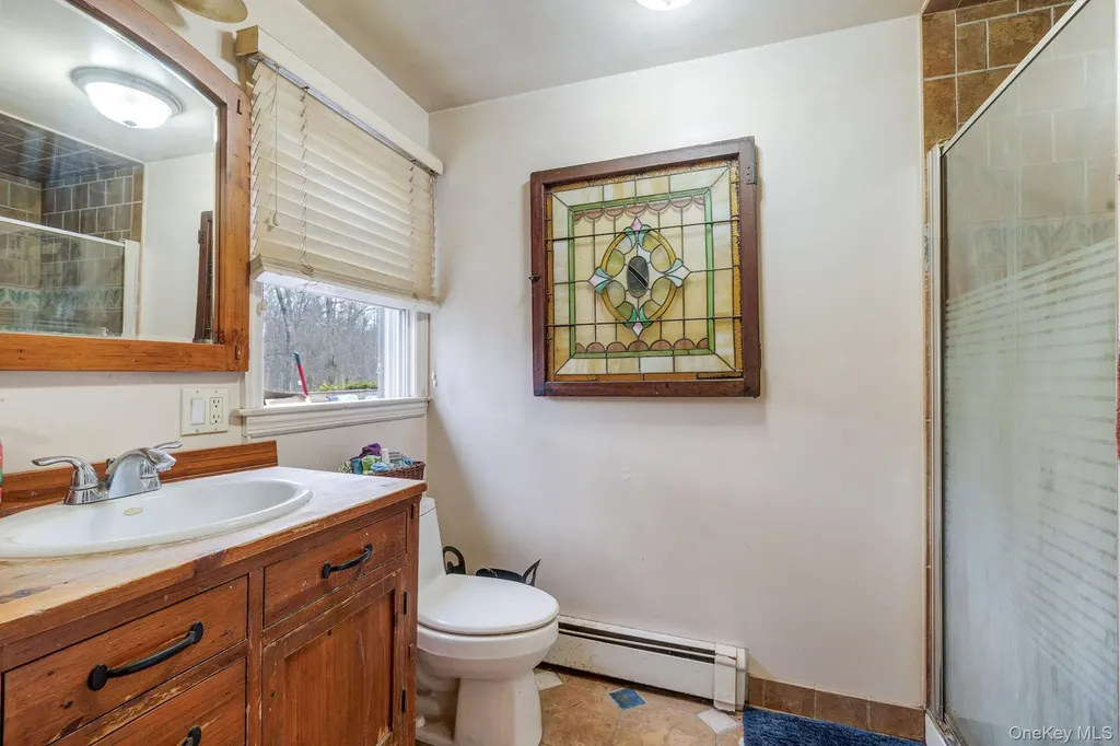 6 Strawberry Hill Lane West Nyack NY 10994