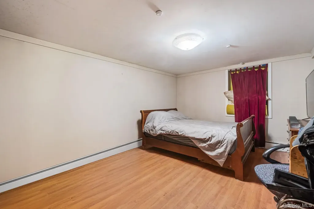 6 Strawberry Hill Lane West Nyack NY 10994