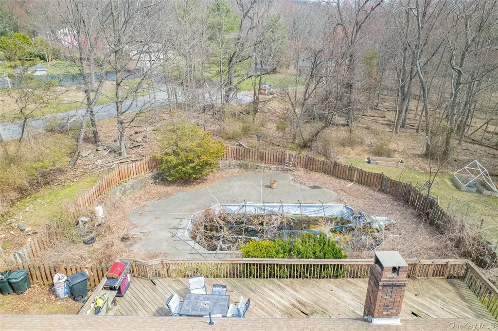 6 Strawberry Hill Lane West Nyack NY 10994