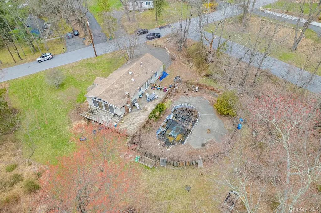 6 Strawberry Hill Lane West Nyack NY 10994