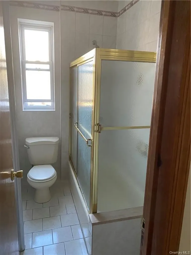 332 Kings Highway Brooklyn NY 11223