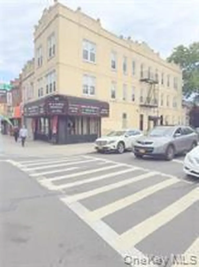 332 Kings Highway Brooklyn NY 11223
