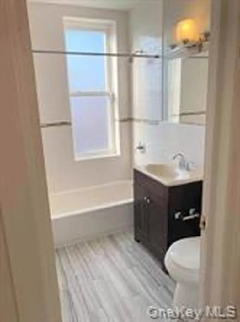 332 Kings Highway Brooklyn NY 11223