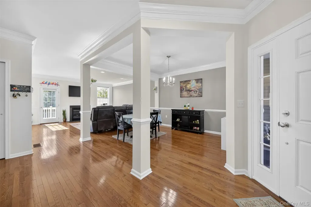 33 Pritchard Court Fishkill NY 12524