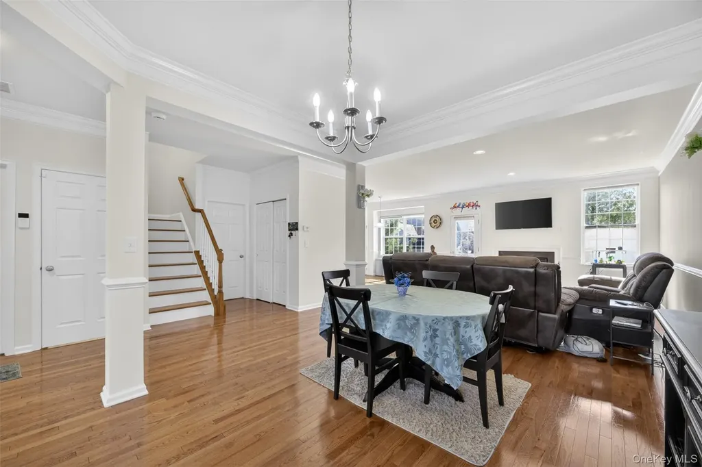 33 Pritchard Court Fishkill NY 12524