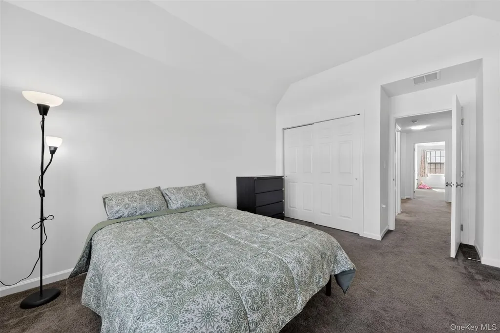 33 Pritchard Court Fishkill NY 12524