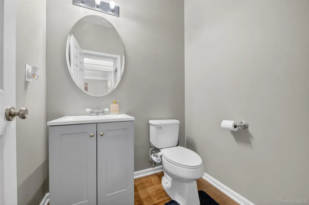 33 Pritchard Court Fishkill NY 12524