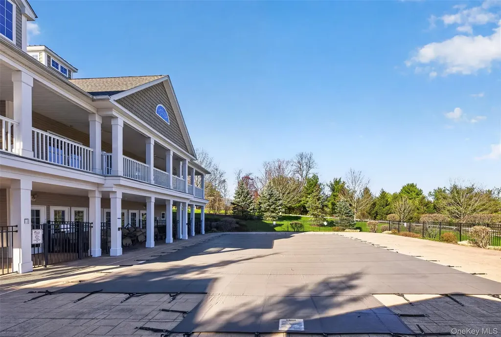 33 Pritchard Court Fishkill NY 12524