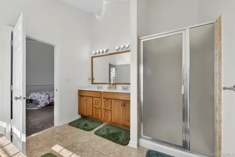 33 Pritchard Court Fishkill NY 12524