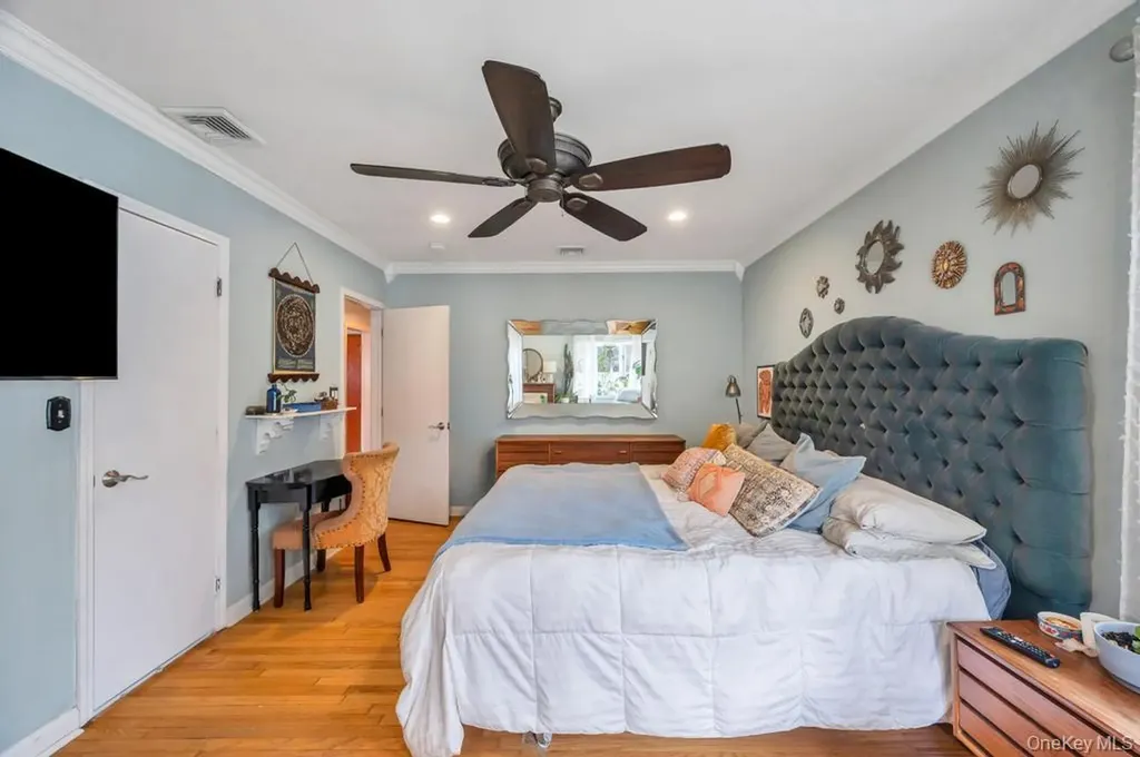 990 Thomas Avenue Baldwin NY 11510