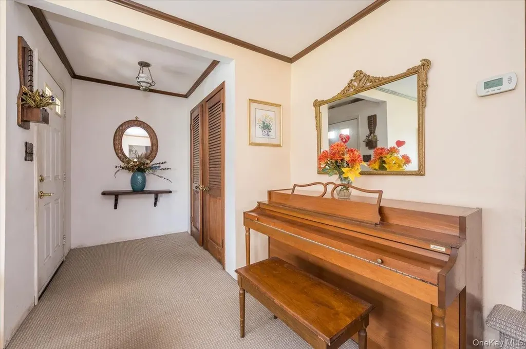 145 Raleigh Lane West Islip NY 11795