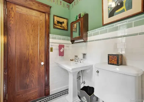 8 Elmer Galloway Road Katonah NY 10536