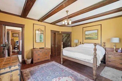 8 Elmer Galloway Road Katonah NY 10536