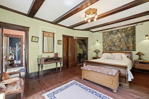 8 Elmer Galloway Road Katonah NY 10536