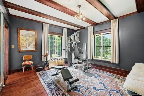 8 Elmer Galloway Road Katonah NY 10536