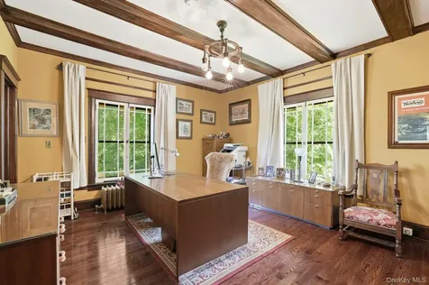 8 Elmer Galloway Road Katonah NY 10536