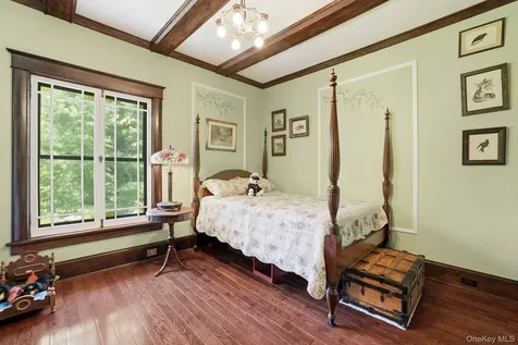 8 Elmer Galloway Road Katonah NY 10536