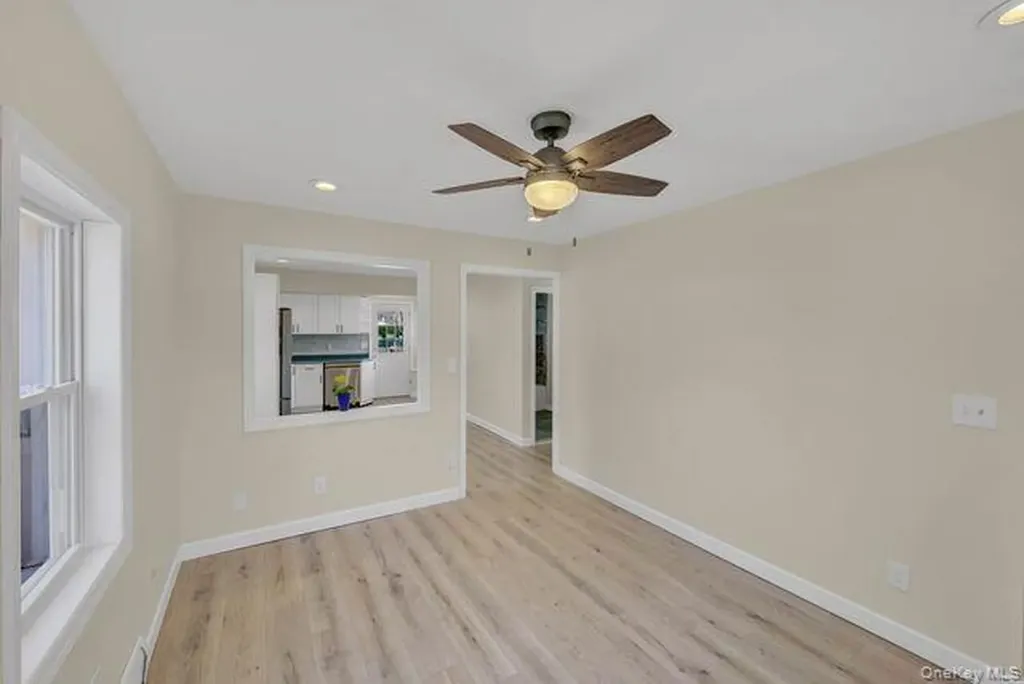 37 Oklahoma Avenue Bay Shore NY 11706