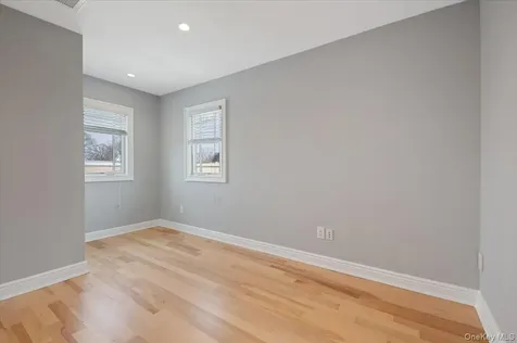 769 Fulton Street Farmingdale NY 11735