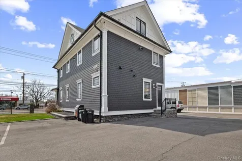 769 Fulton Street Farmingdale NY 11735