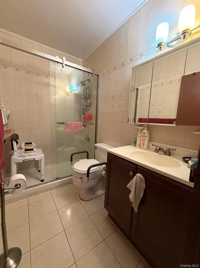 7626 47th Avenue Elmhurst NY 11373