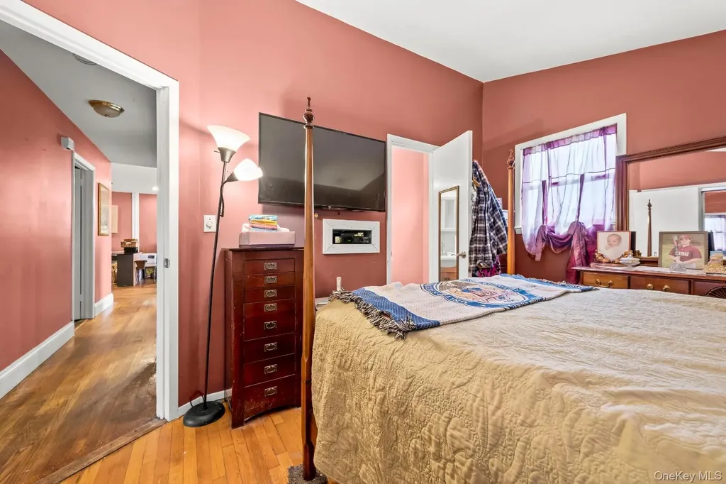 35 W 13th Street Deer Park NY 11729