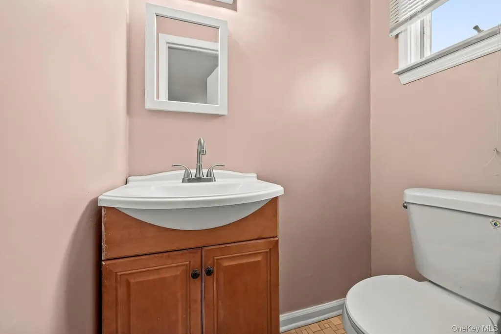 35 W 13th Street Deer Park NY 11729