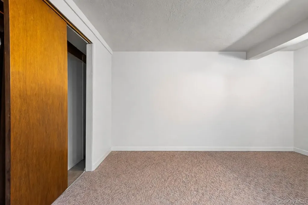 35 W 13th Street Deer Park NY 11729