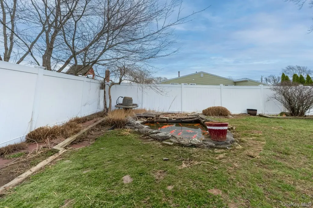 35 W 13th Street Deer Park NY 11729