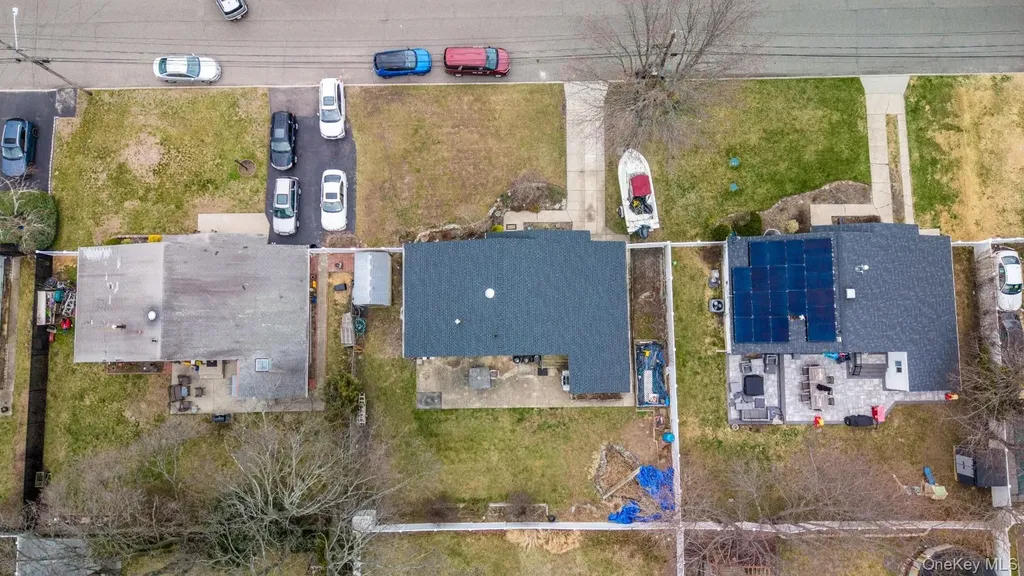 35 W 13th Street Deer Park NY 11729