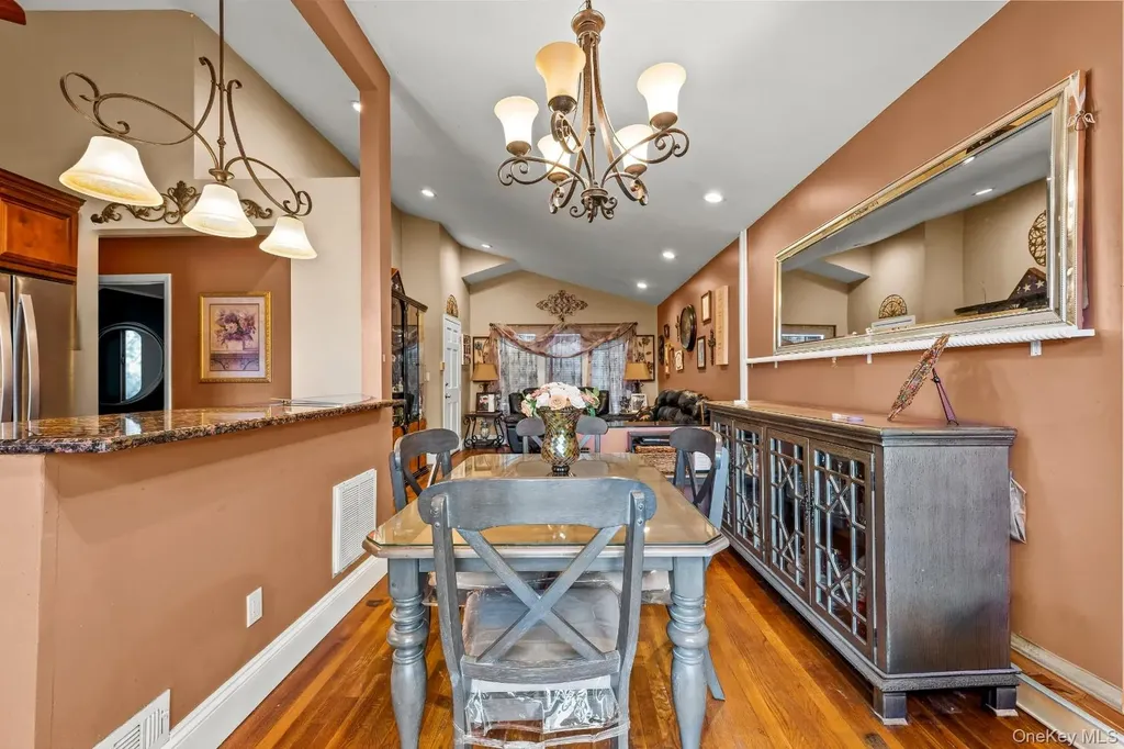 35 W 13th Street Deer Park NY 11729