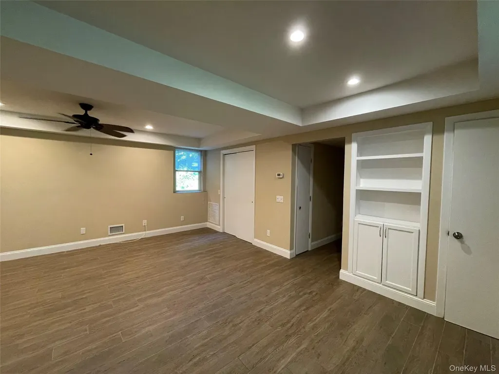 328 E Broadway Port Jefferson NY 11777