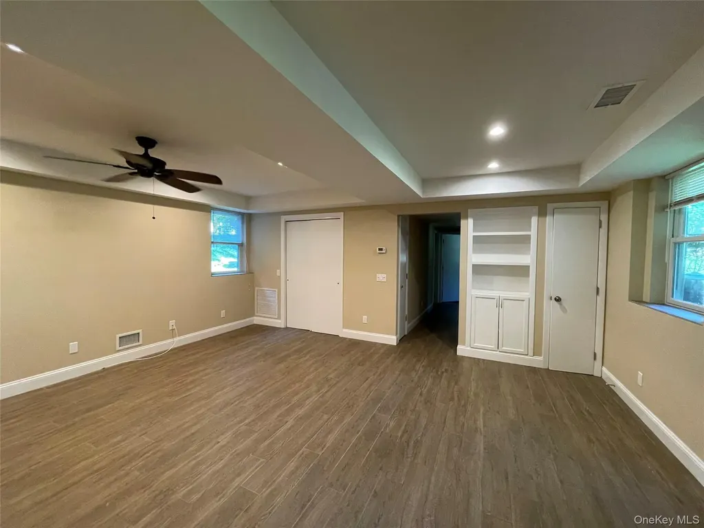 328 E Broadway Port Jefferson NY 11777