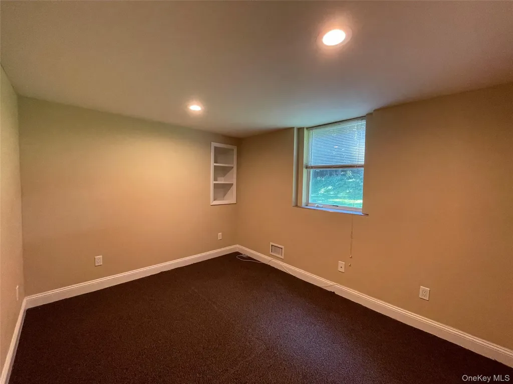 328 E Broadway Port Jefferson NY 11777