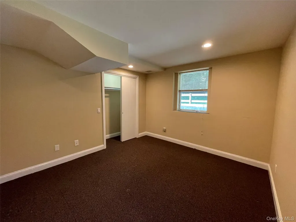 328 E Broadway Port Jefferson NY 11777