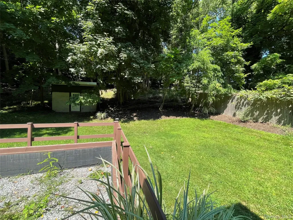 328 E Broadway Port Jefferson NY 11777