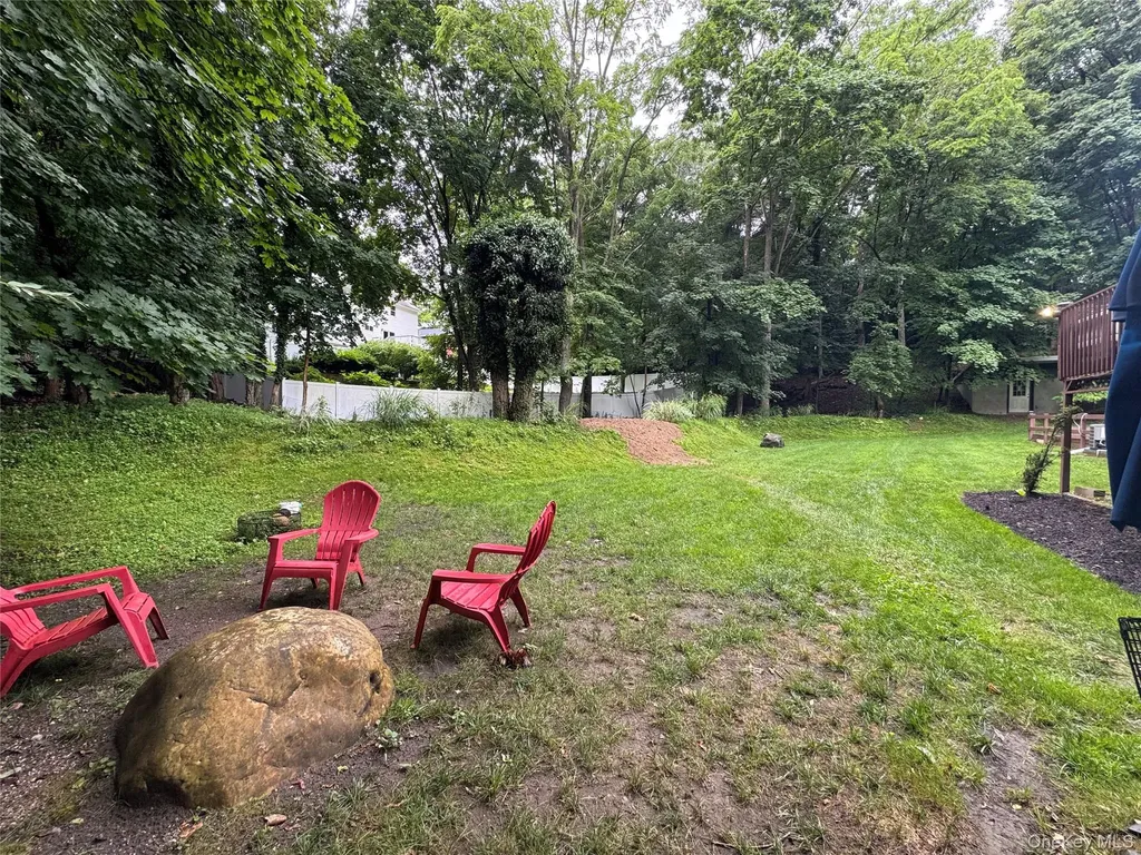 328 E Broadway Port Jefferson NY 11777