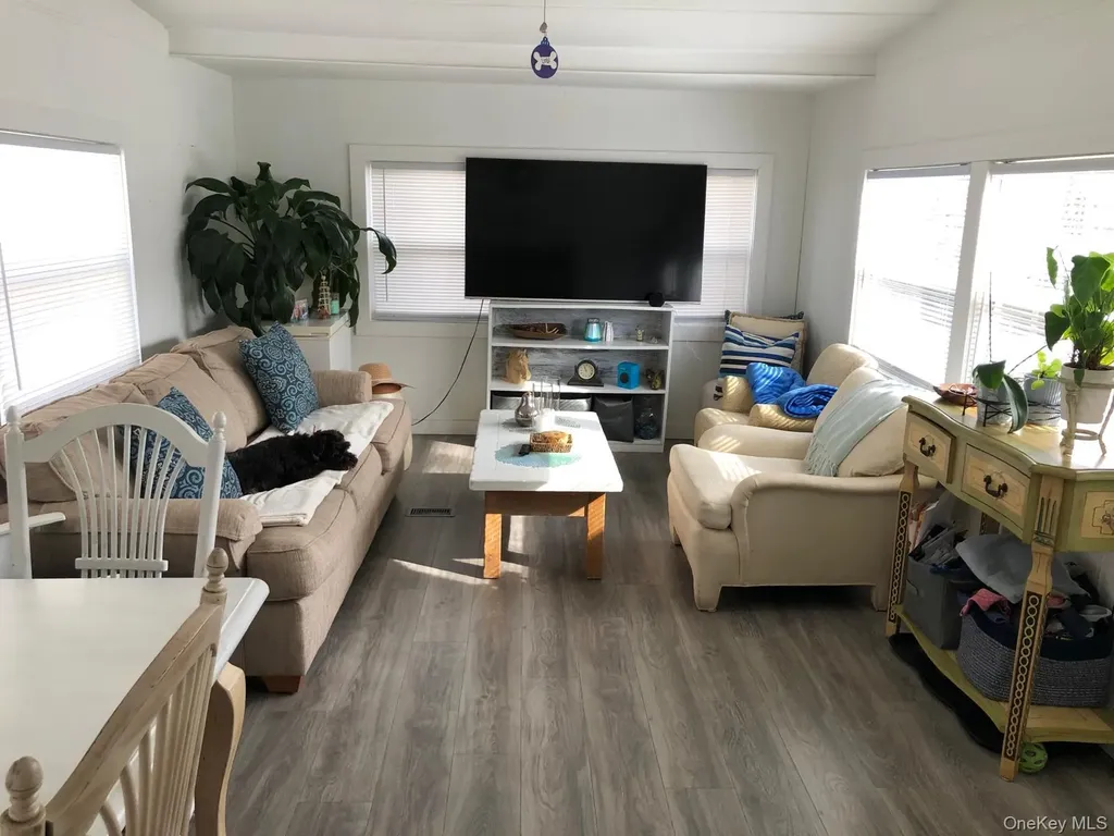 37 Hubbard Avenue Riverhead NY 11901