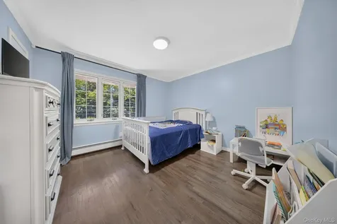 117 Plainview Road Woodbury NY 11797