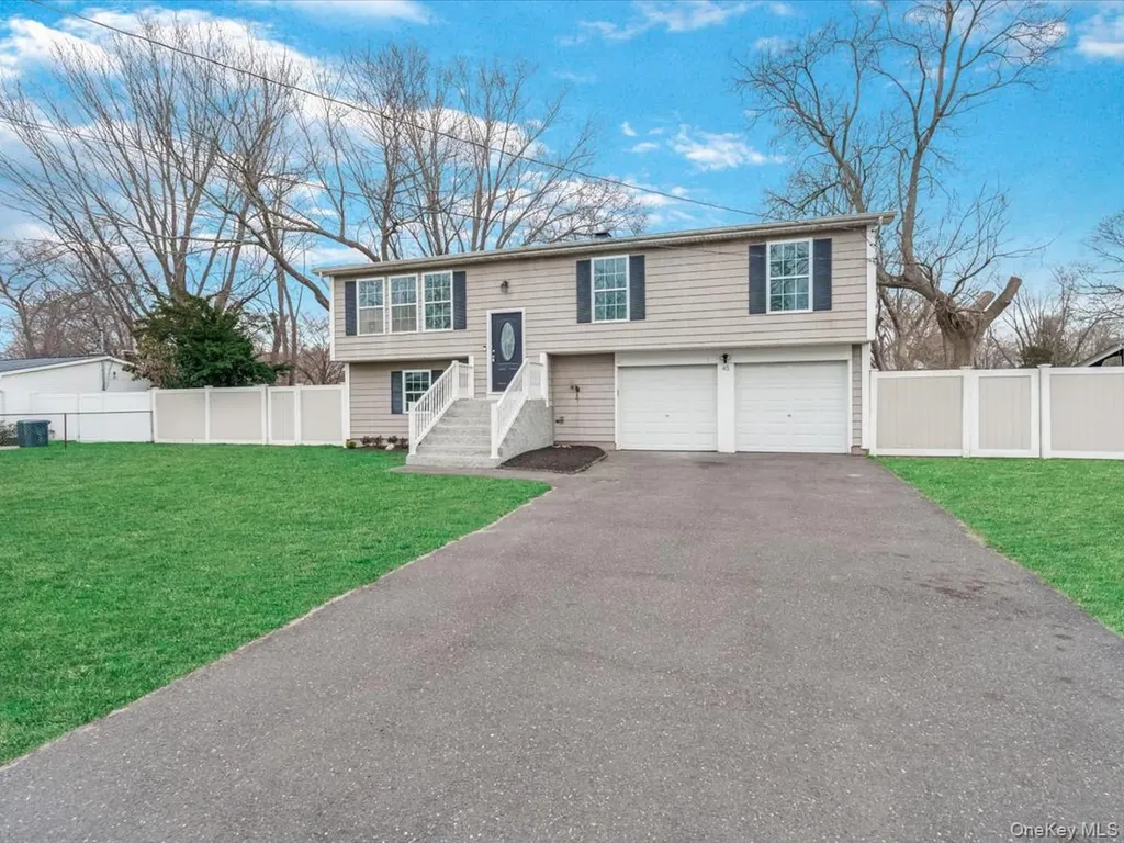 45 Magnolia Drive Selden NY 11784