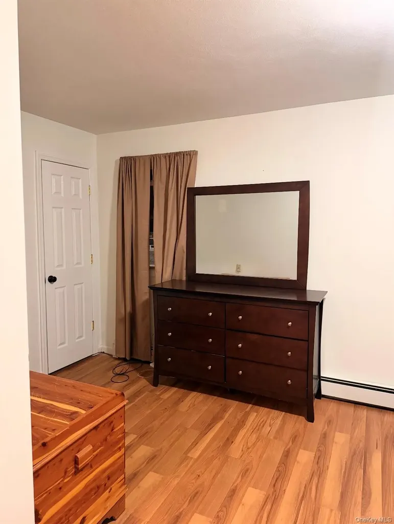 71 Crescent Street Yaphank NY 11980