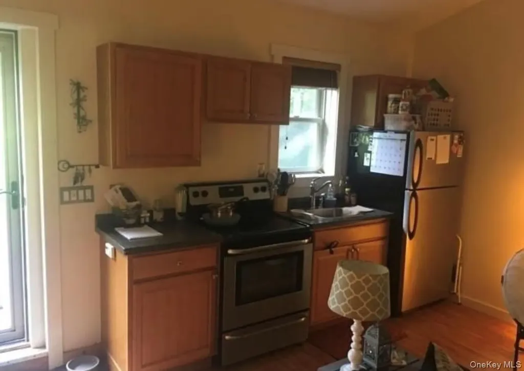 71 Crescent Street Yaphank NY 11980