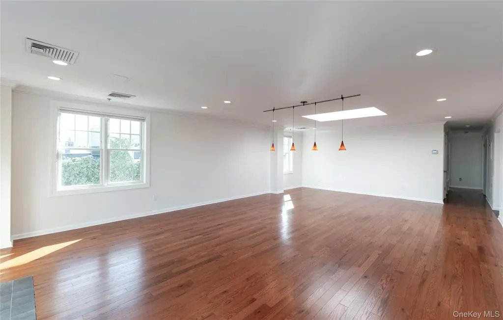 51 N Broadway Nyack NY 10960
