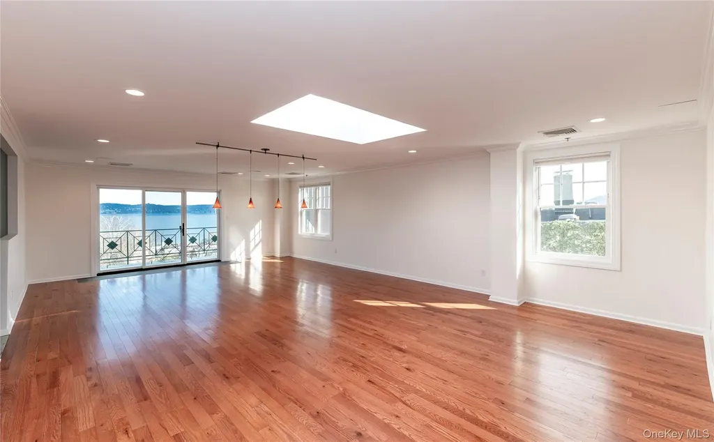 51 N Broadway Nyack NY 10960