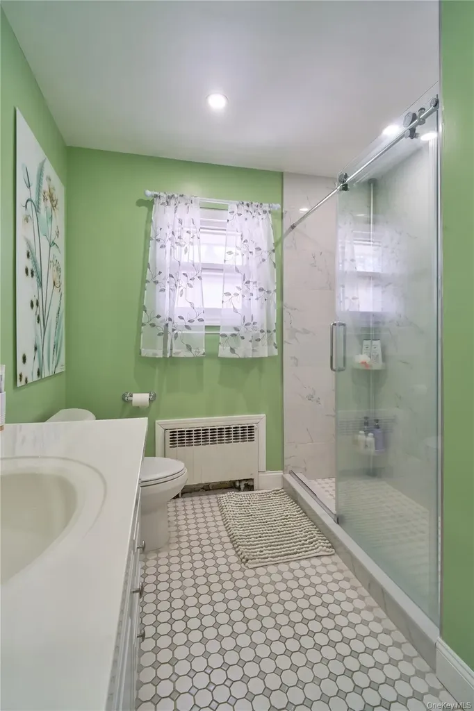 42 Peary Street West Babylon NY 11704
