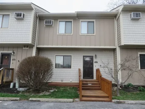 5909 Chelsea Cove N Hopewell Junction NY 12533