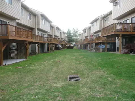 5909 Chelsea Cove N Hopewell Junction NY 12533